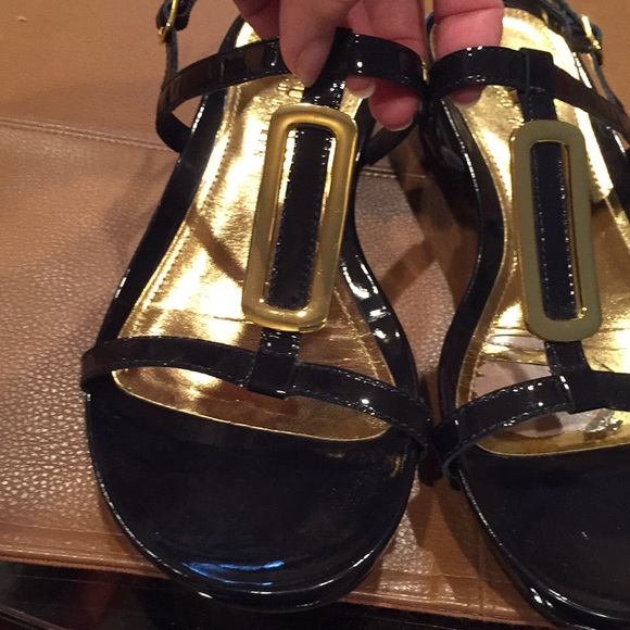 Ralph Lauren navy blue patent leather sandals - Picture 7 of 8